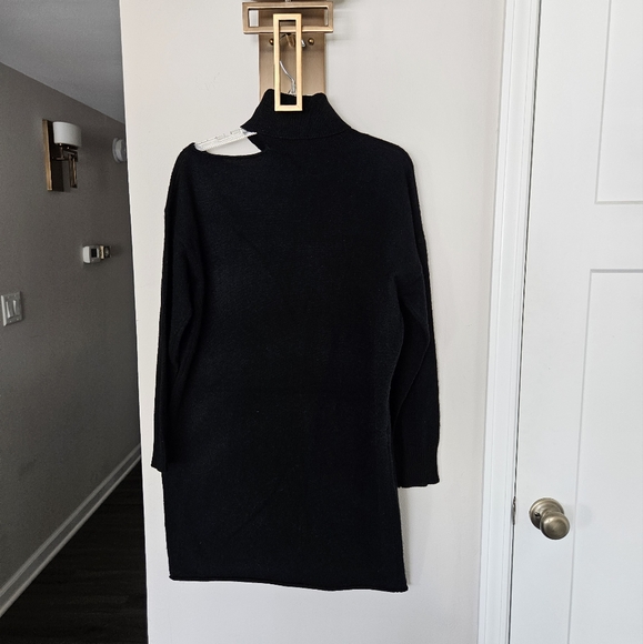 360 Cashmere Black Ivana Cold Shoulder Cashmere Sweater Dress NWT Size Small - Picture 11 of 12